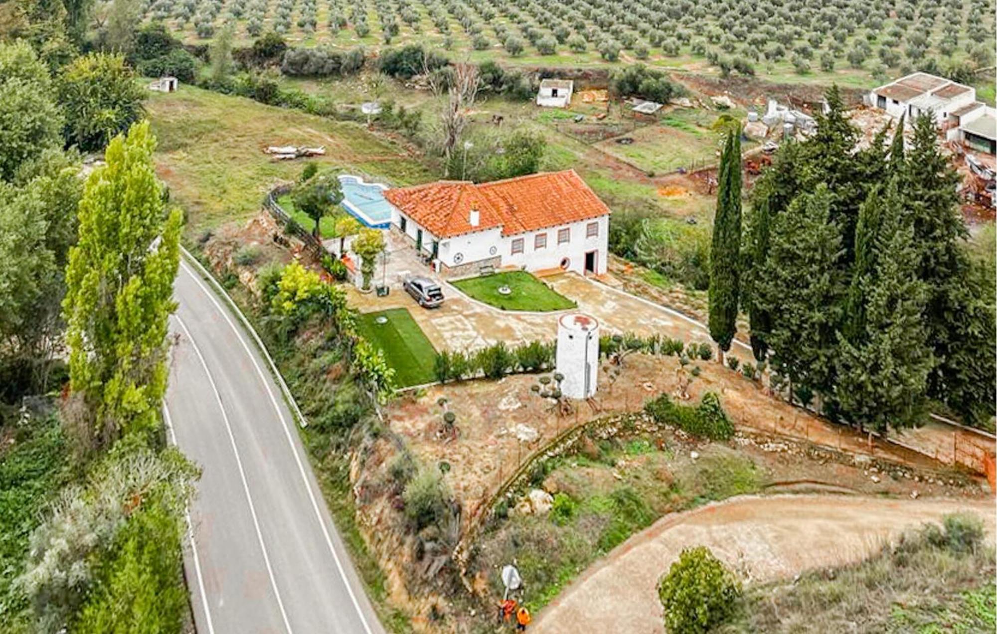 6 Bedroom Amazing Home In La Puebla De Los Infan La Puebla de los Infantes Zewnętrze zdjęcie