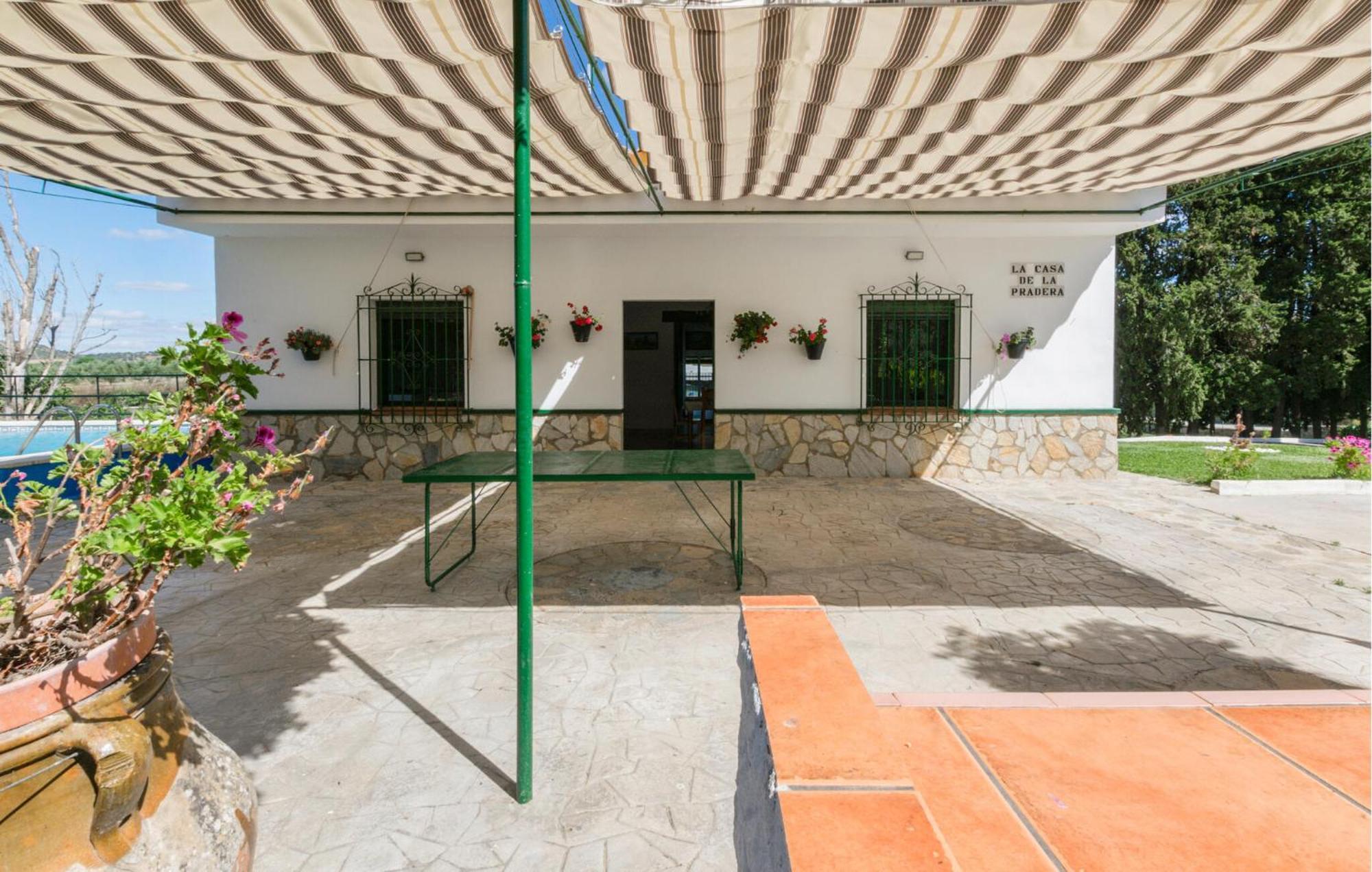 6 Bedroom Amazing Home In La Puebla De Los Infan La Puebla de los Infantes Zewnętrze zdjęcie